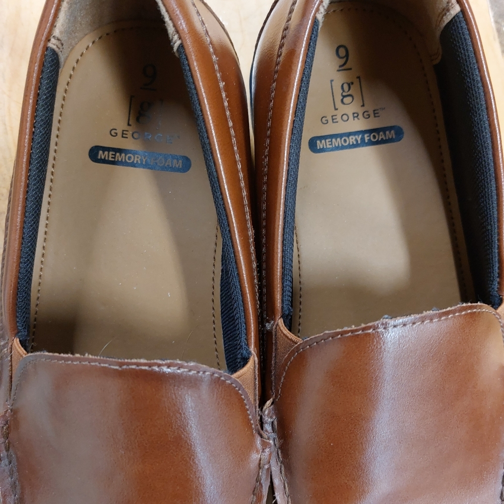 George Men's Brown Faux Leather Memory Foam Dress to Casual Loafer Shoes 9.